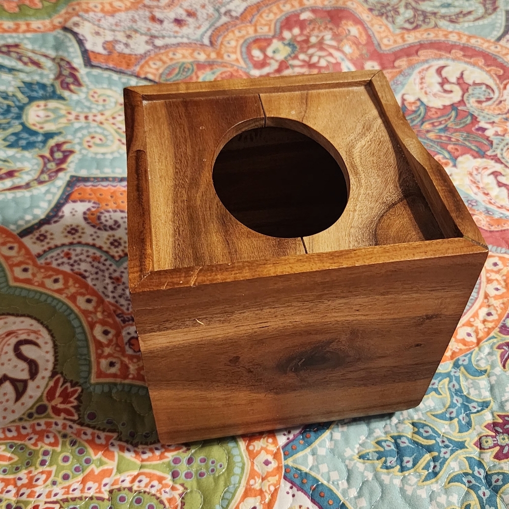 KASSATEX Bath Accessories, Acacia Tissue Holder | Wooden Tissue Box Holder - Picture 4 of 10